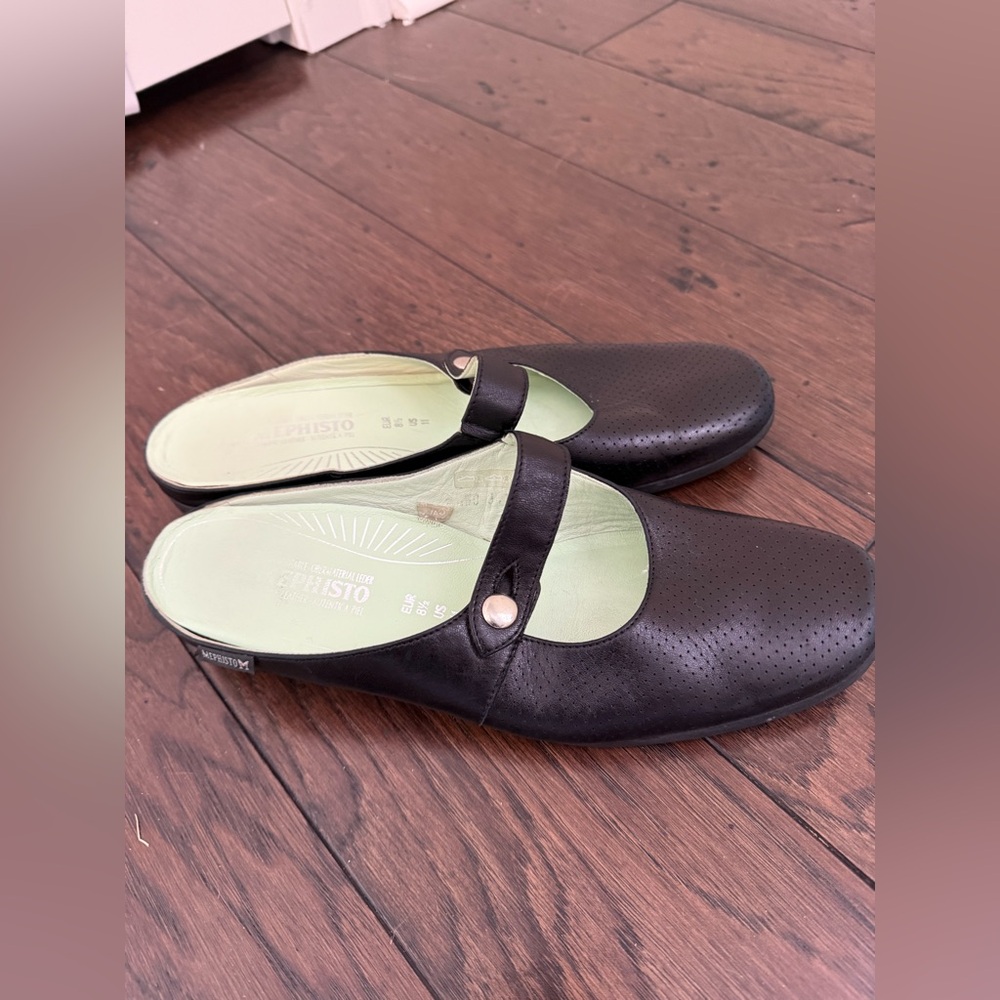 Mephisto Mary Jane mules black leather NWOT